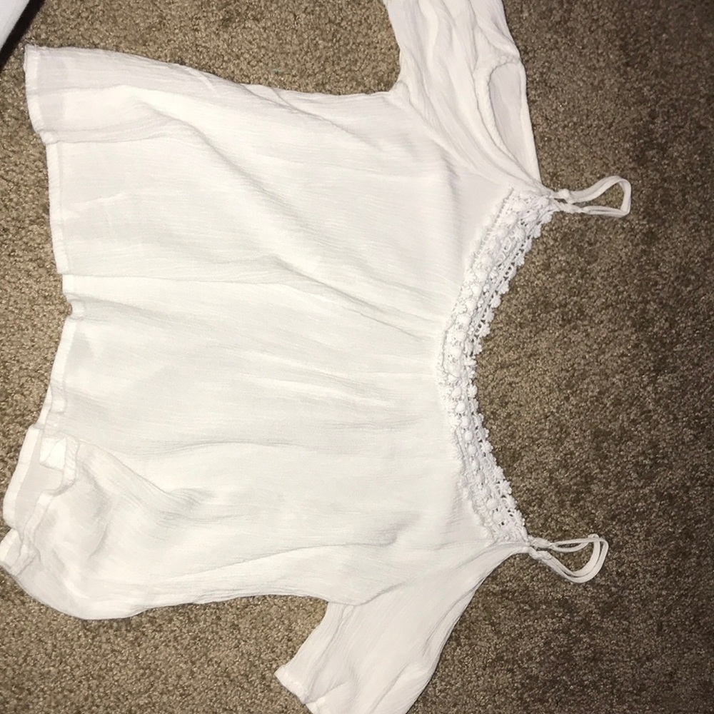 White crop top tank